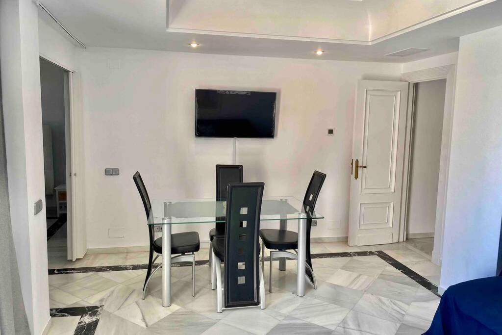 Frontline Sea In The Center Of Puerto Banus-beach Apartamento *