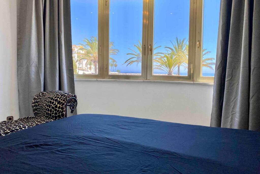 Frontline Sea In The Center Of Puerto Banus-beach Apartamento